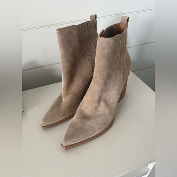Marc Fisher Oshay Ankle Boots - Picture 6 of 13